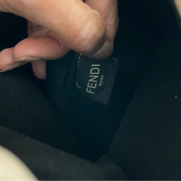 Mini Fendi crossbody in lamb leather - Picture 9 of 10